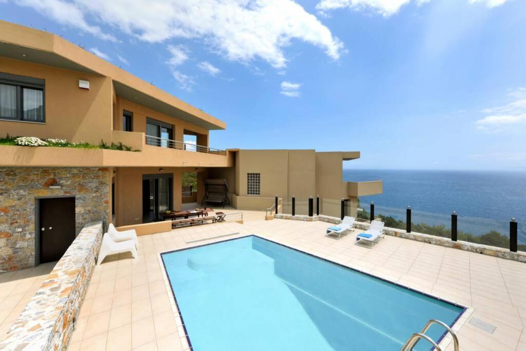 Wonderful Eco Friendly Villa Augustine Ampelo Exterior foto