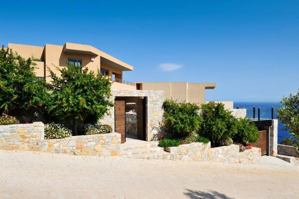 Wonderful Eco Friendly Villa Augustine Ampelo Exterior foto